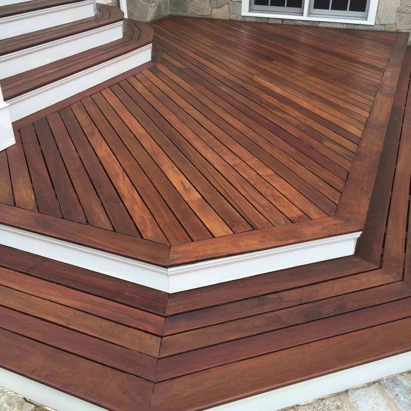 Deck-Refinish-Mahogany