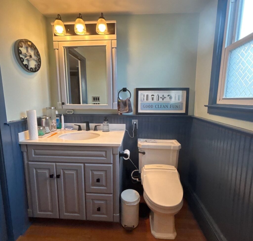 Semi-gloss paint for bathrooms