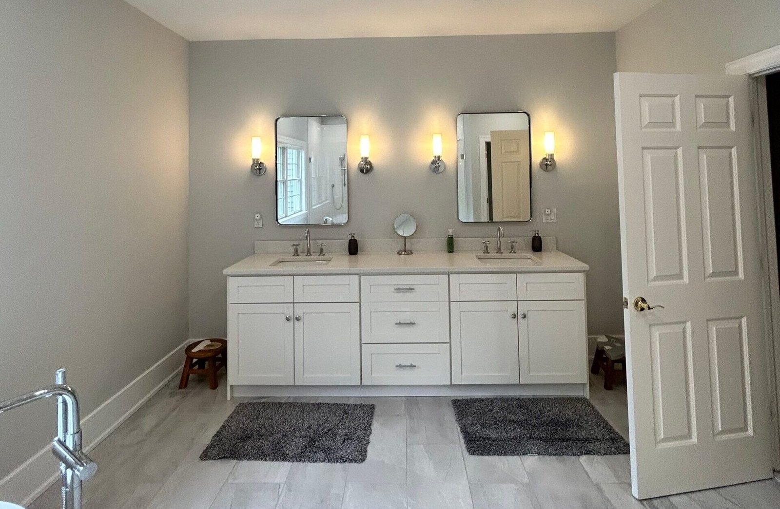 Paint for a bathroom