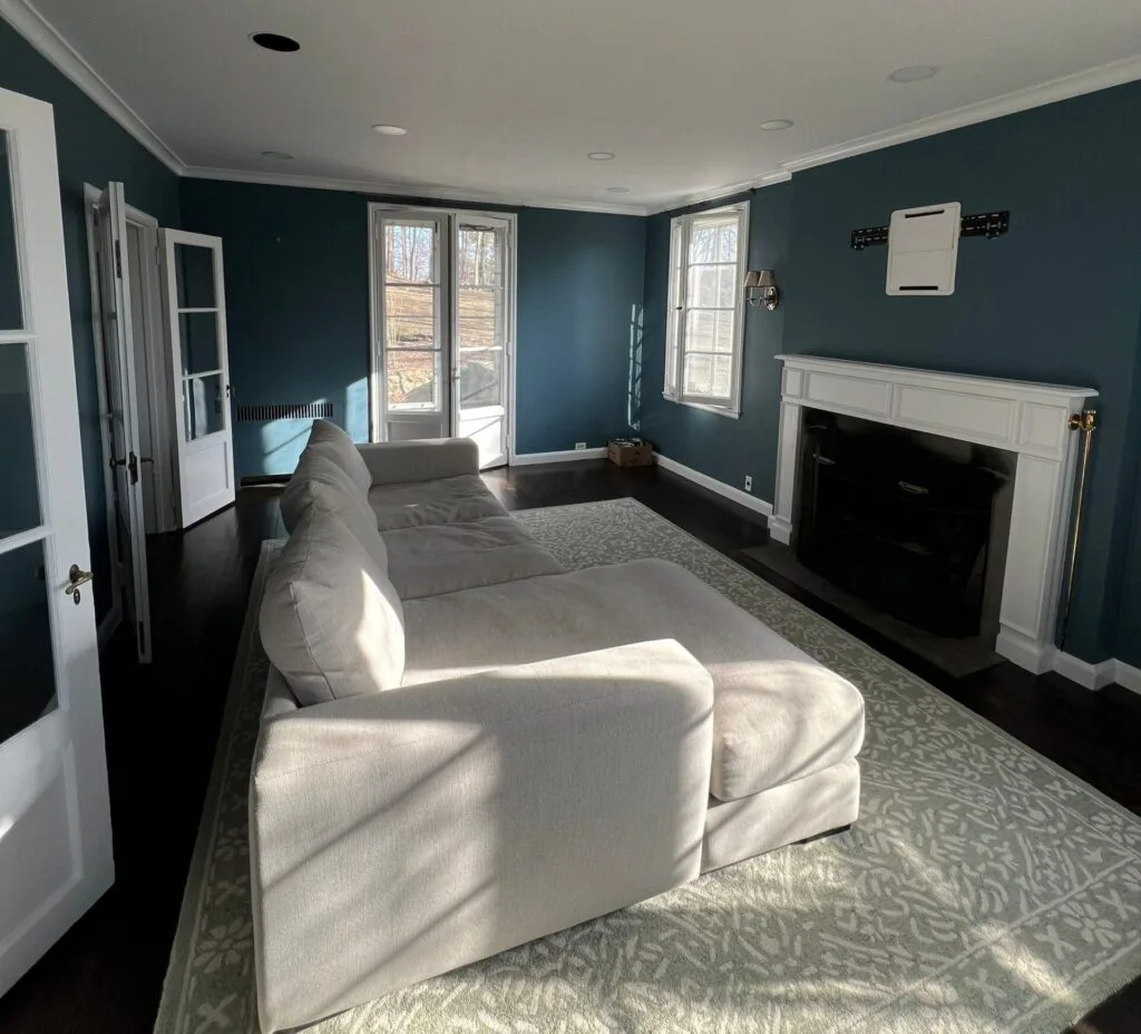 Oil-based vs. Water-based paint