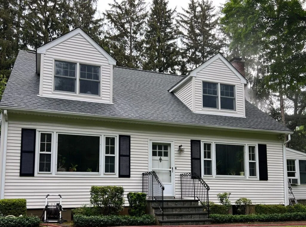 Painting aluminum siding